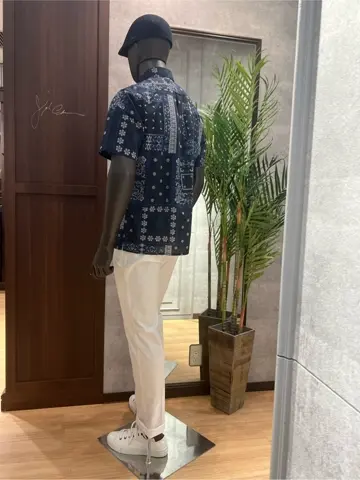 JOSEPH ABBOUD 上條 コーディネート画像