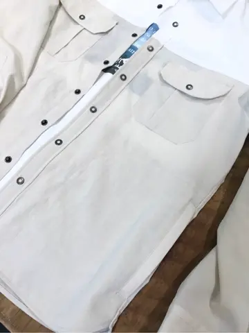 JOSEPH ABBOUD スタッフ コーディネート画像