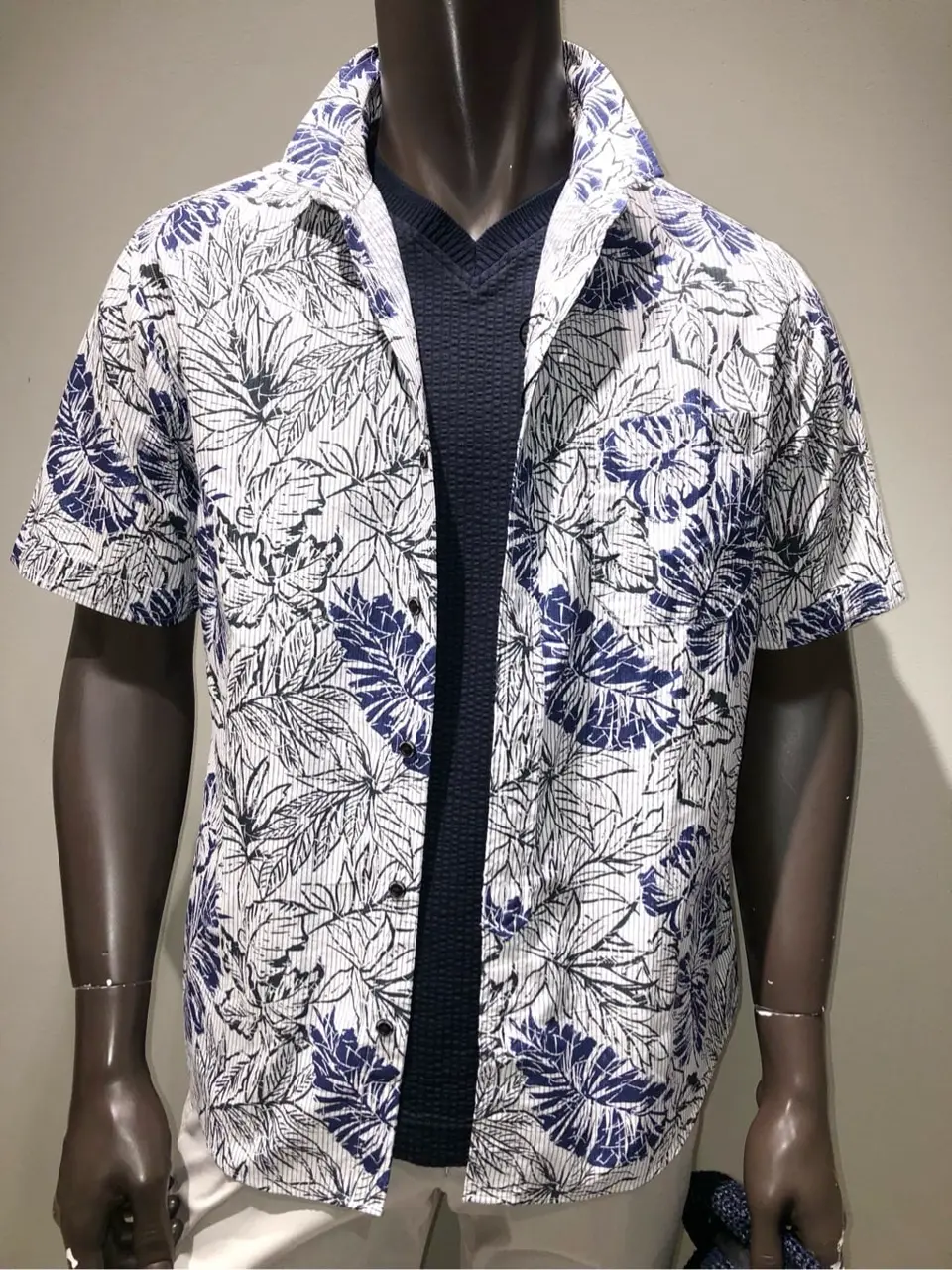 JOSEPH ABBOUD 川田 コーディネート画像