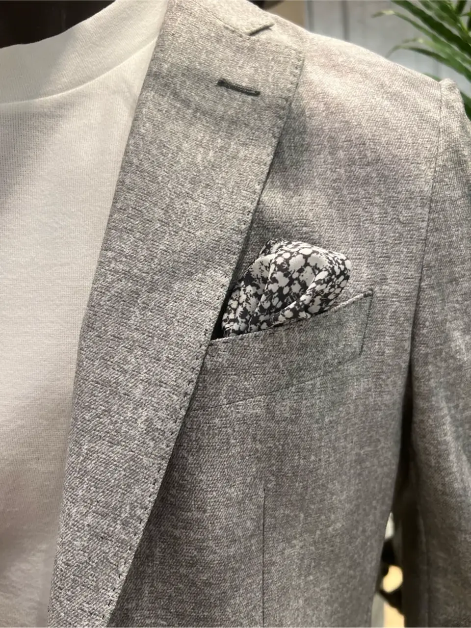 JOSEPH ABBOUD 上條 コーディネート画像