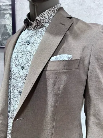 JOSEPH ABBOUD 二澤 コーディネート画像