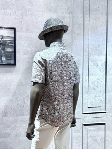 JOSEPH ABBOUD 二澤 コーディネート画像