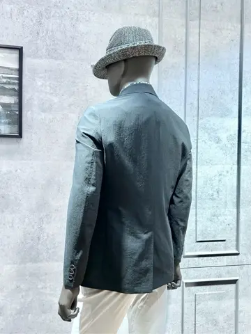 JOSEPH ABBOUD 二澤 コーディネート画像