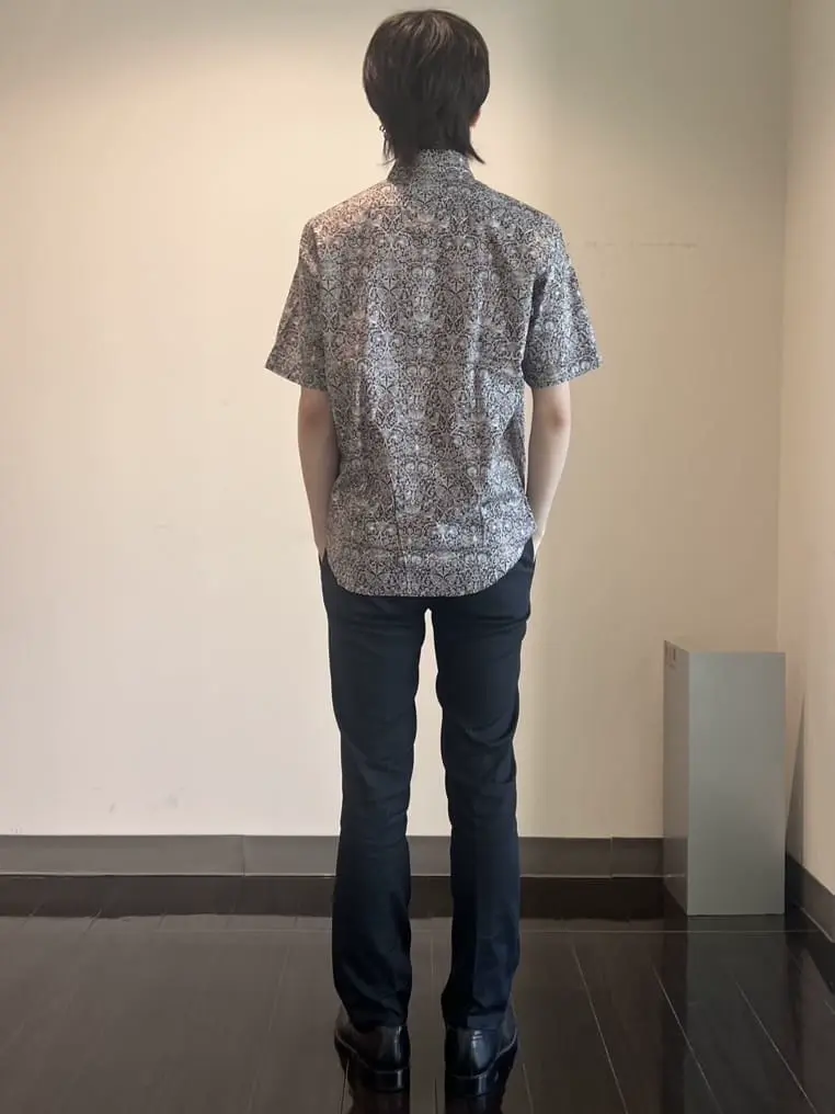 JOSEPH ABBOUD 小野 コーディネート画像