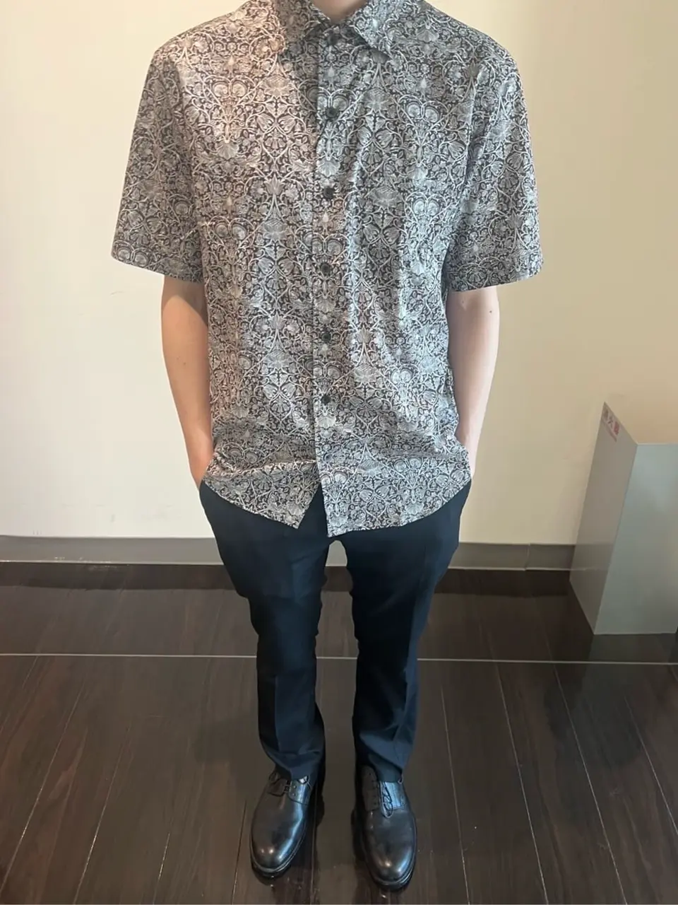 JOSEPH ABBOUD 小野 コーディネート画像