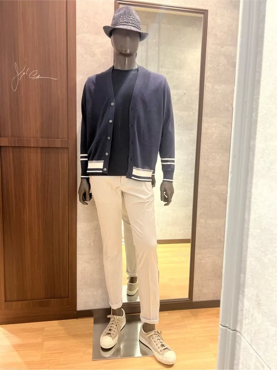 JOSEPH ABBOUD 上條 コーディネート画像