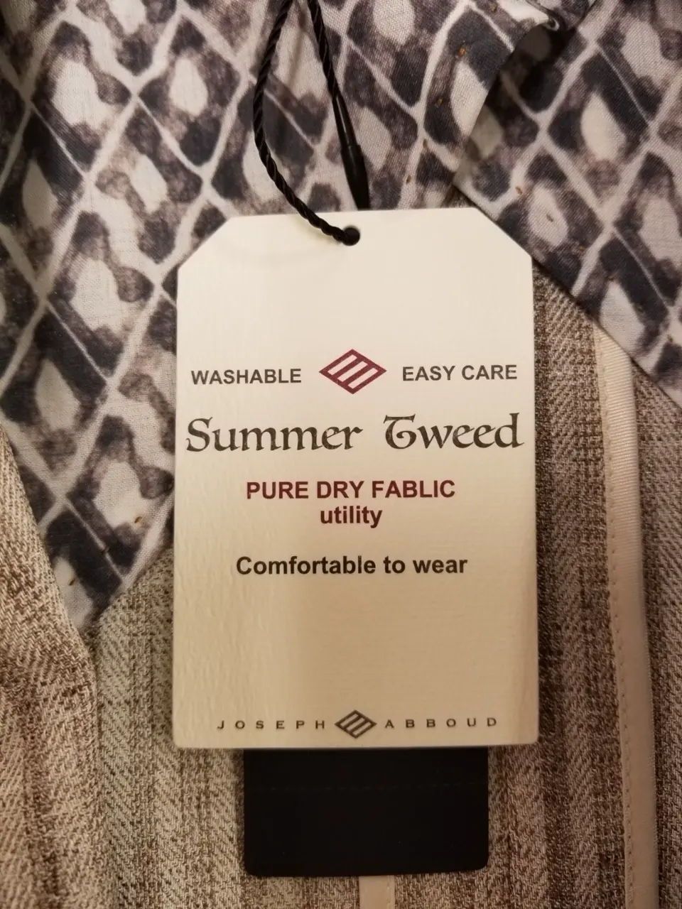 JOSEPH ABBOUD 藤川 コーディネート画像