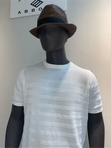 JOSEPH ABBOUD 坪井 コーディネート画像