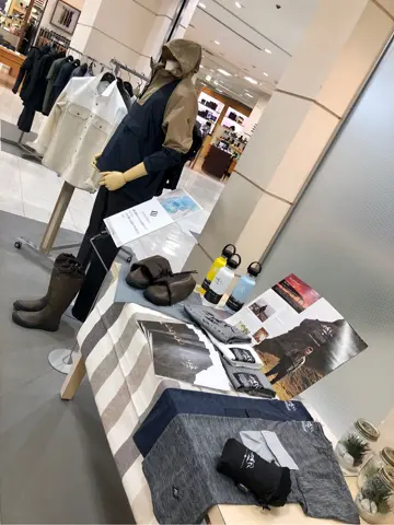 JOSEPH ABBOUD Konda コーディネート画像