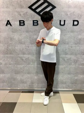 JOSEPH ABBOUD 足立 コーディネート画像