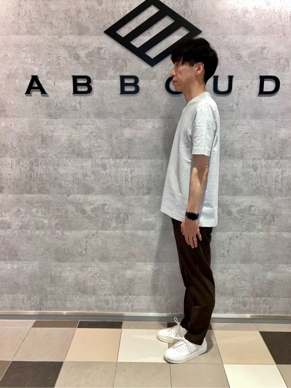 JOSEPH ABBOUD 足立 コーディネート画像