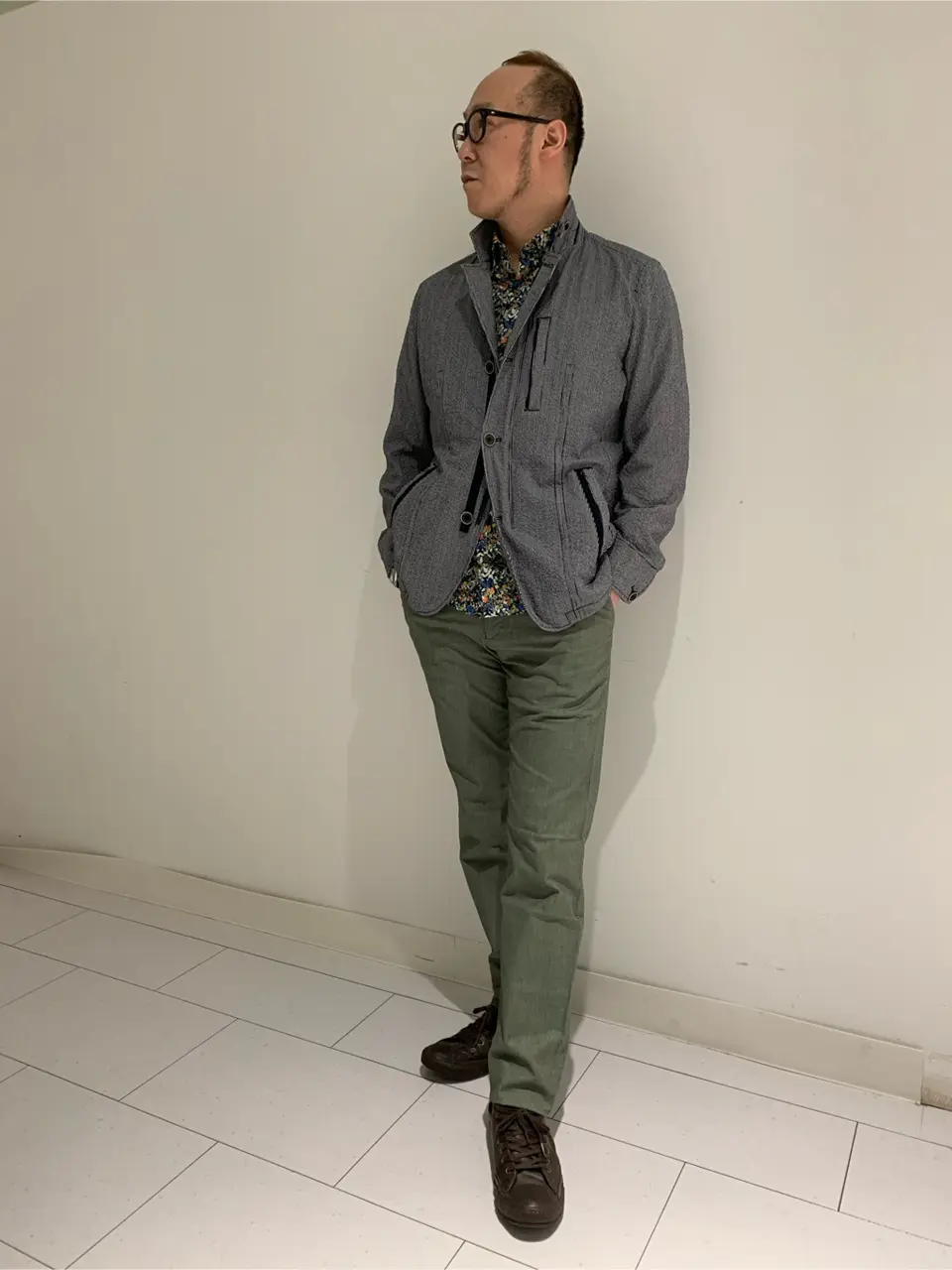 JOSEPH ABBOUD 若山 コーディネート画像