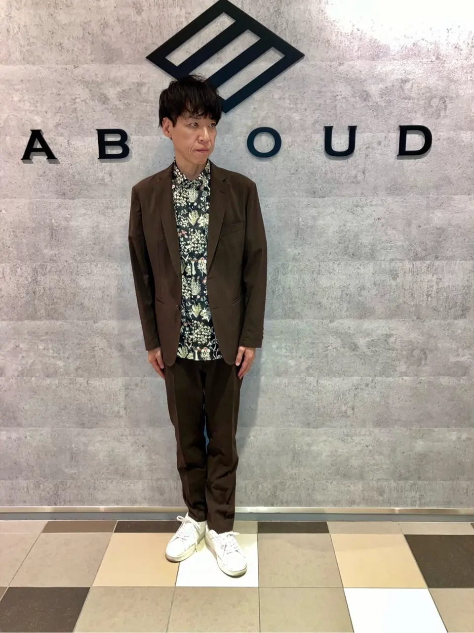 JOSEPH ABBOUD 足立 コーディネート画像