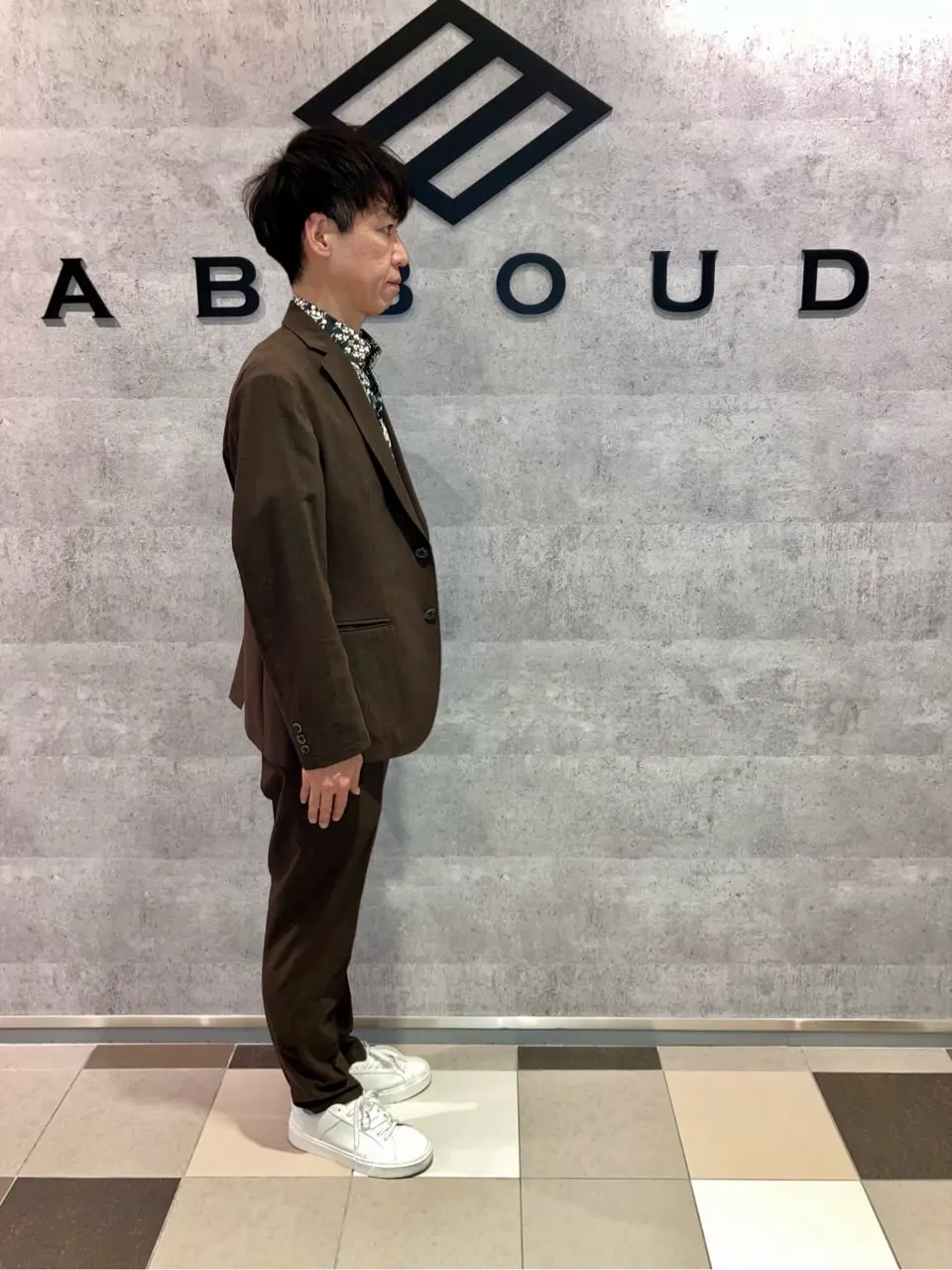 JOSEPH ABBOUD 足立 コーディネート画像