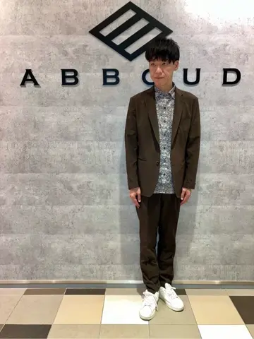 JOSEPH ABBOUD 足立 コーディネート画像