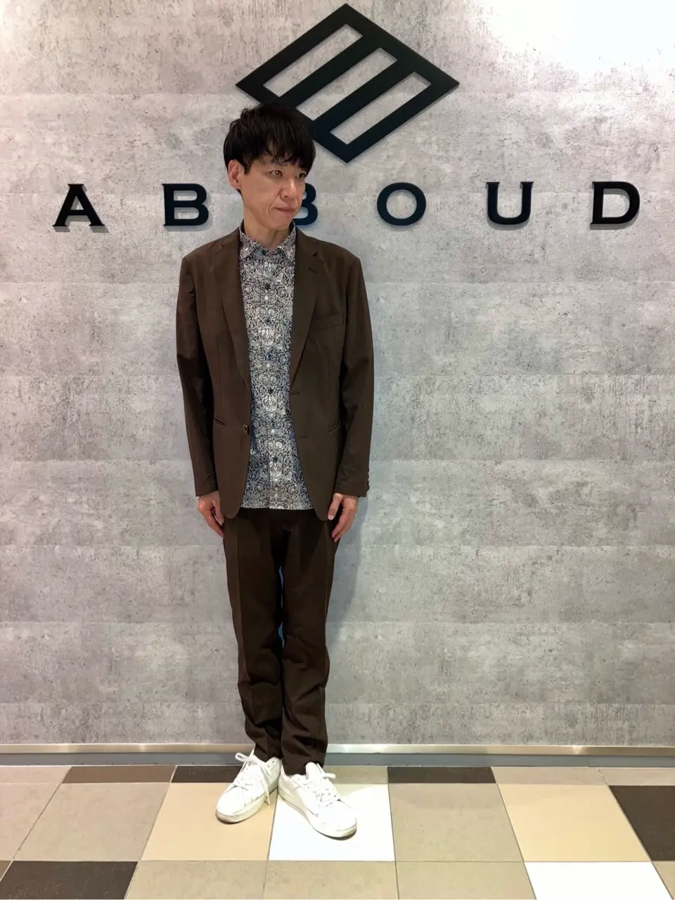 JOSEPH ABBOUD 足立 コーディネート画像