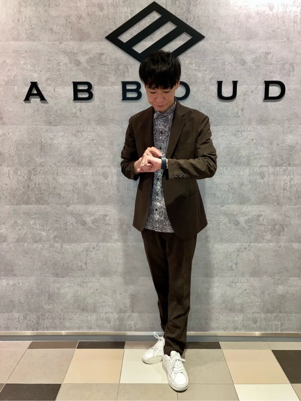 JOSEPH ABBOUD 足立 コーディネート画像
