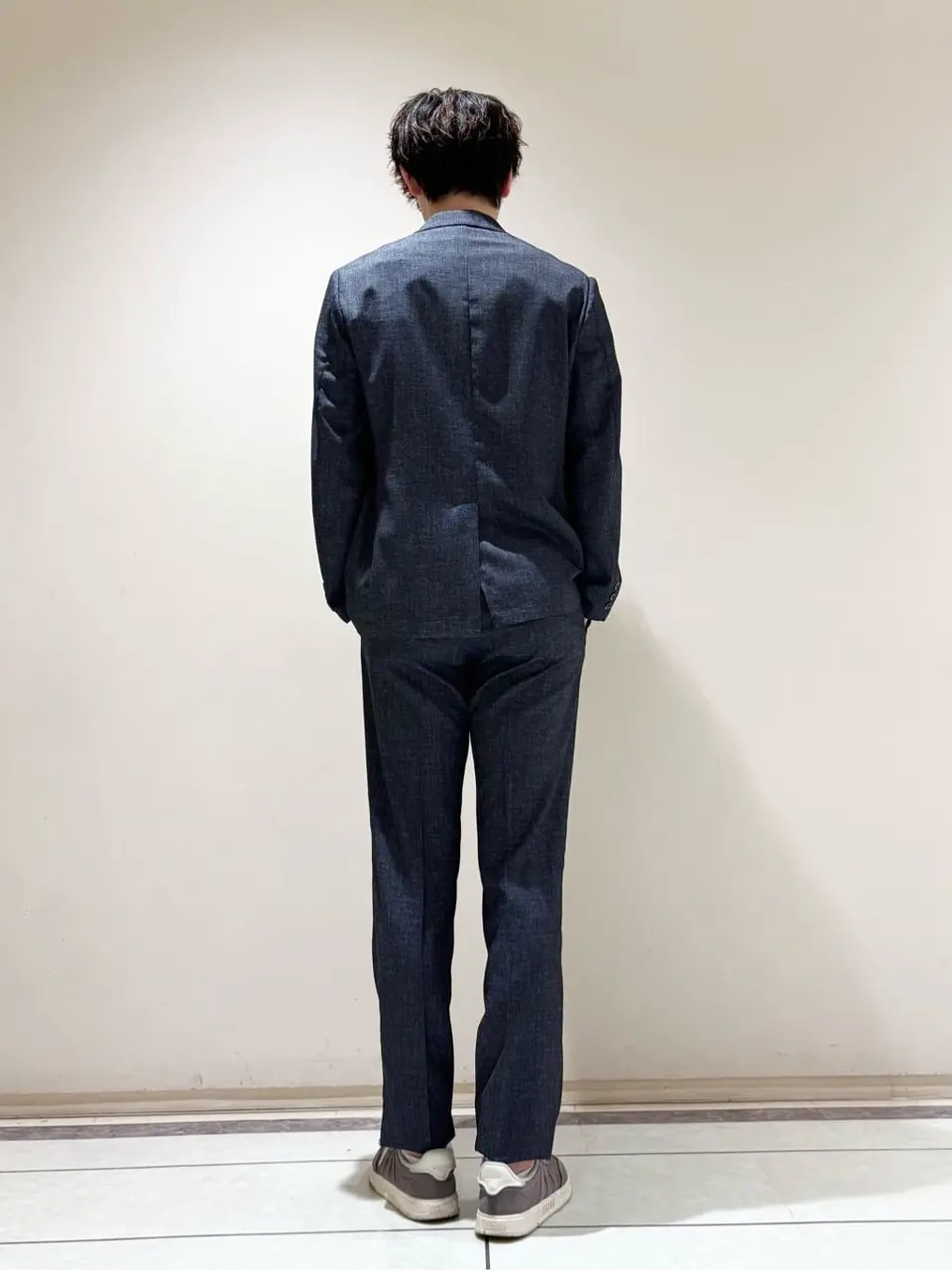 JOSEPH ABBOUD 近藤 コーディネート画像