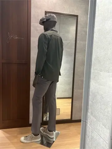 JOSEPH ABBOUD 上條 コーディネート画像