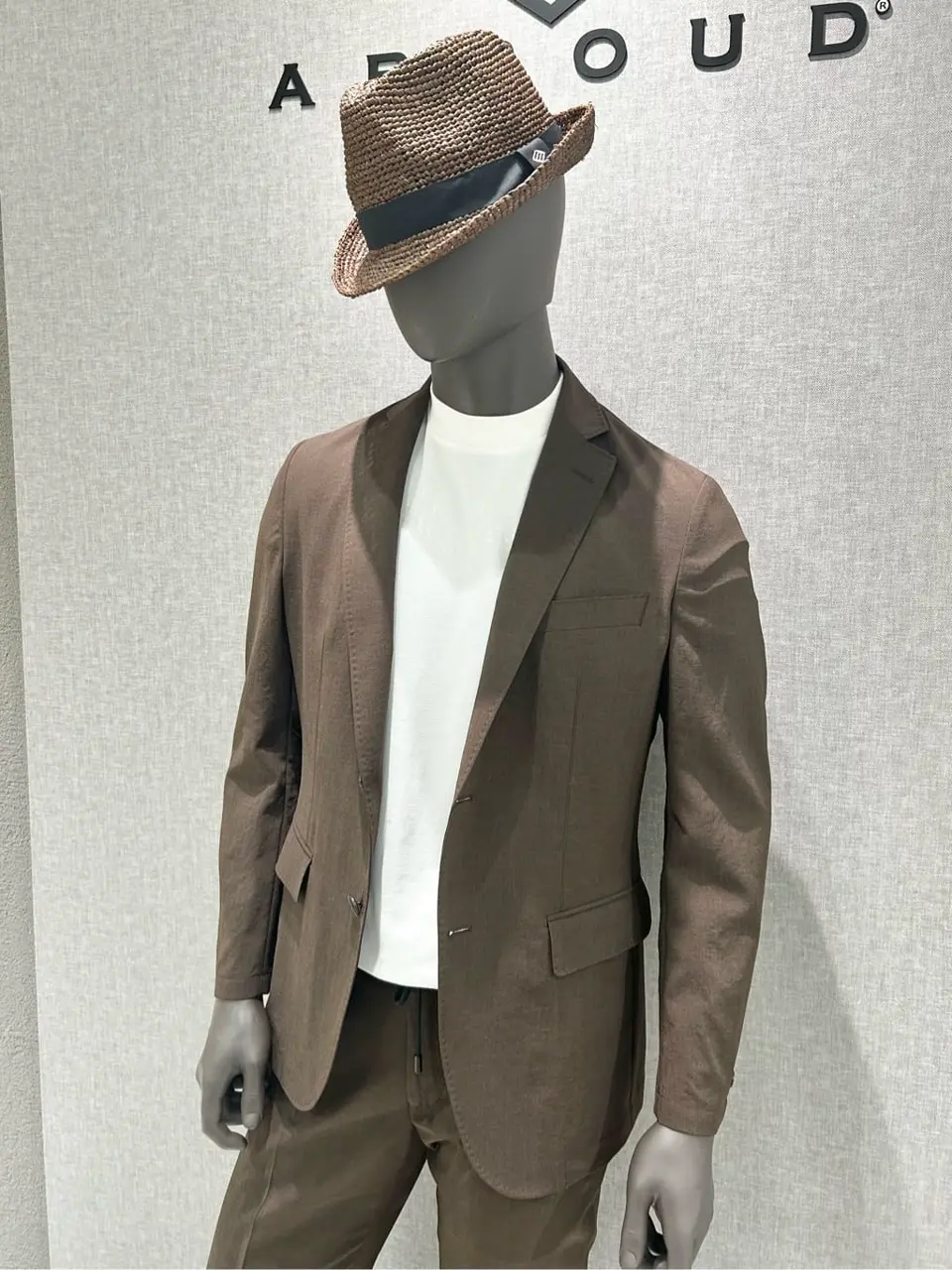 JOSEPH ABBOUD 上田 コーディネート画像