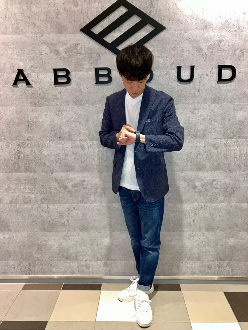 JOSEPH ABBOUD 足立 コーディネート画像