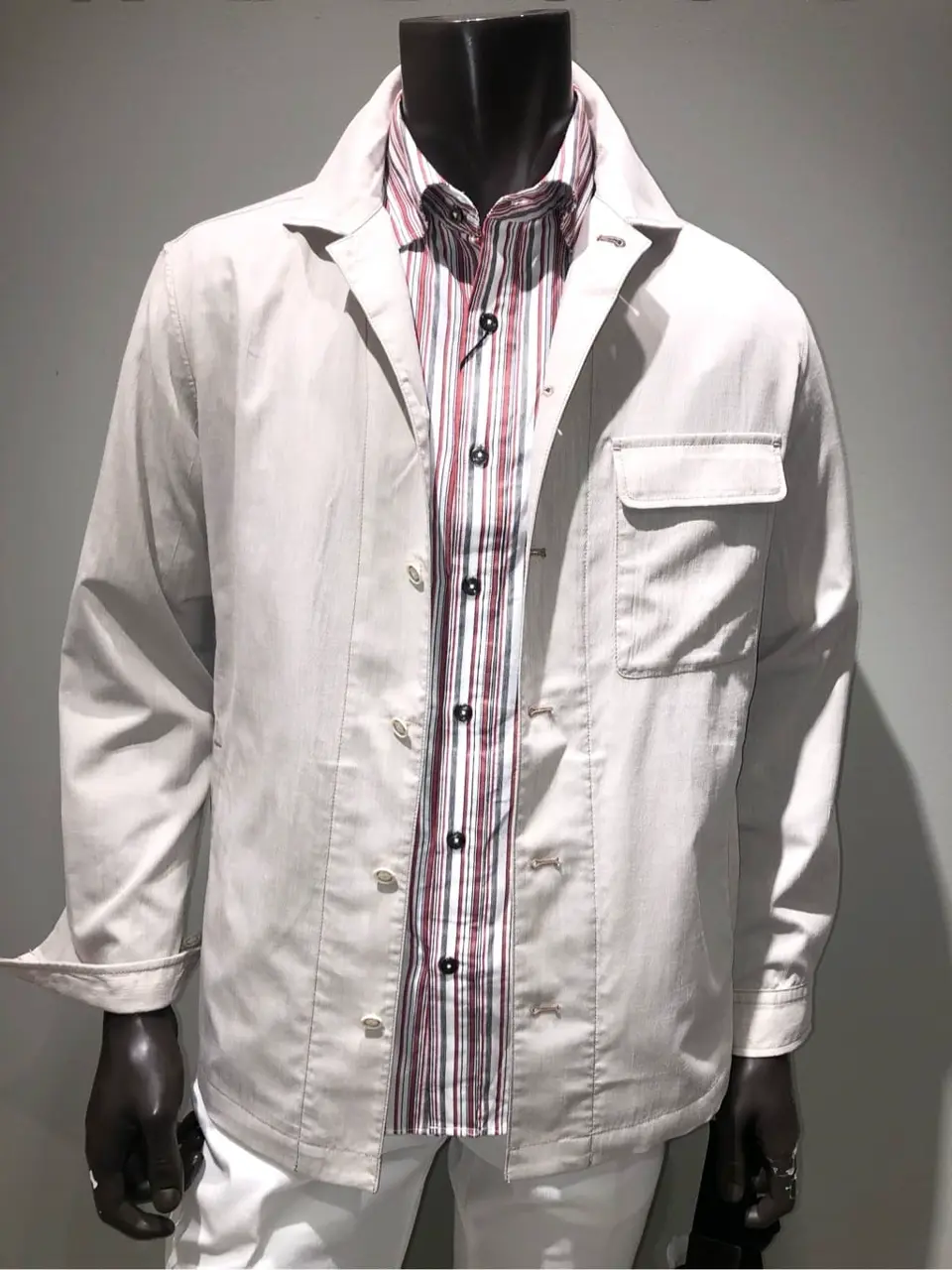 JOSEPH ABBOUD 川田 コーディネート画像