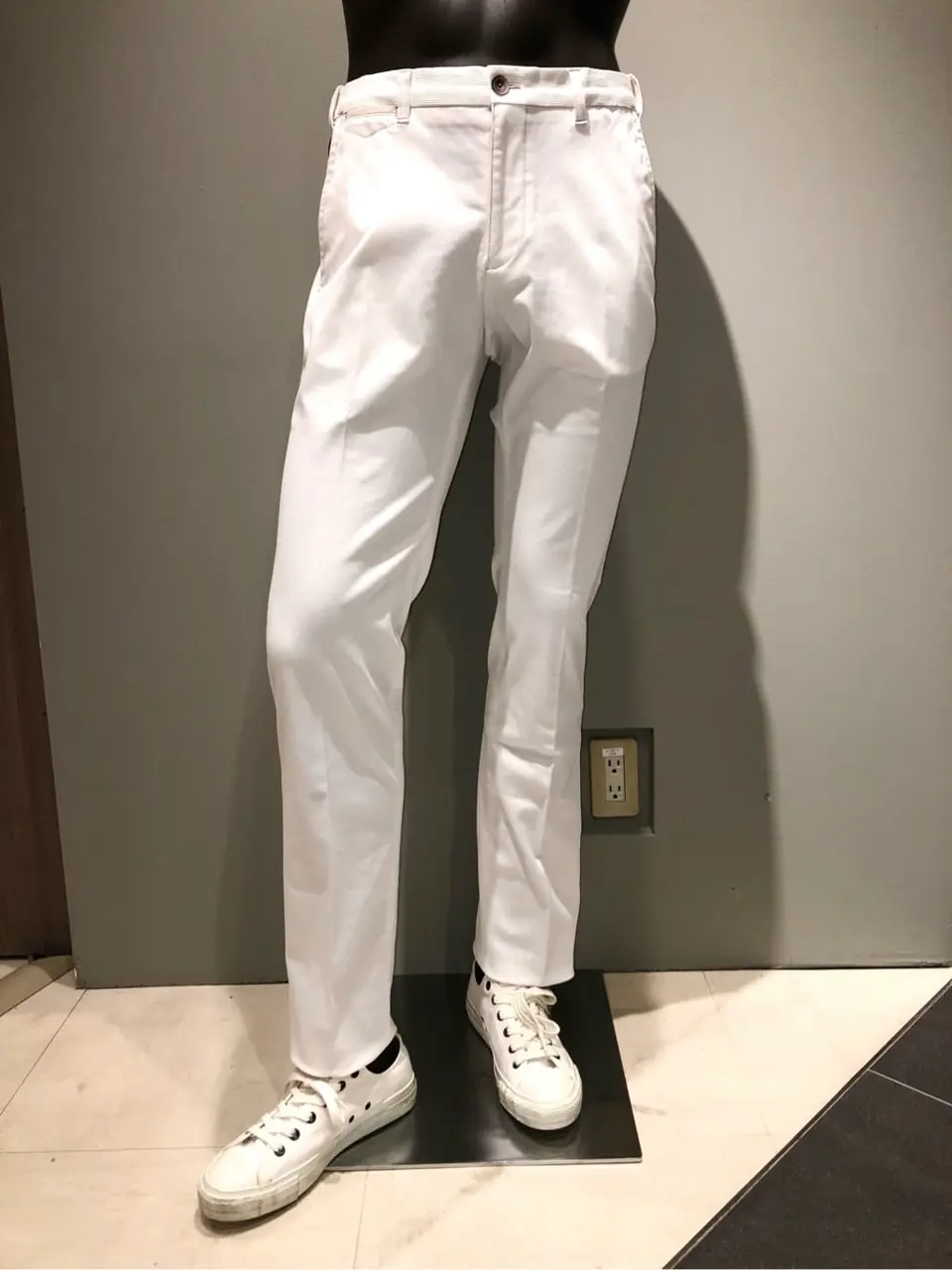 JOSEPH ABBOUD 川田 コーディネート画像