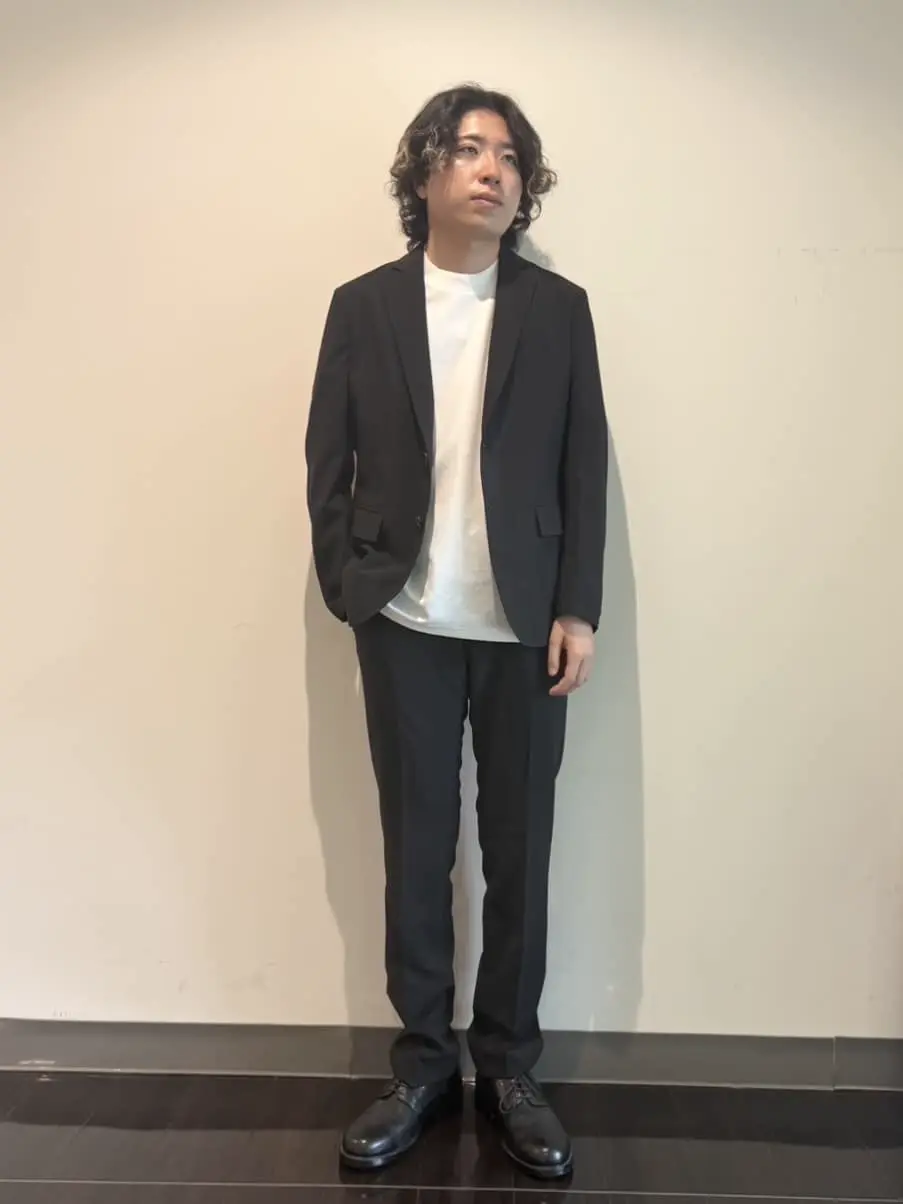 JOSEPH ABBOUD 安藤 コーディネート画像