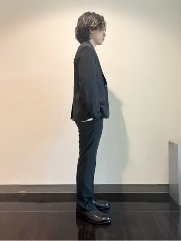 JOSEPH ABBOUD 安藤 コーディネート画像