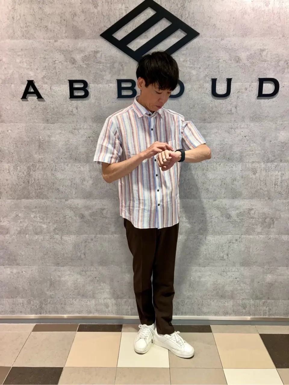 JOSEPH ABBOUD 足立 コーディネート画像