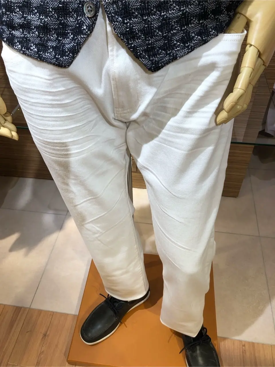 JOSEPH ABBOUD 山口 コーディネート画像