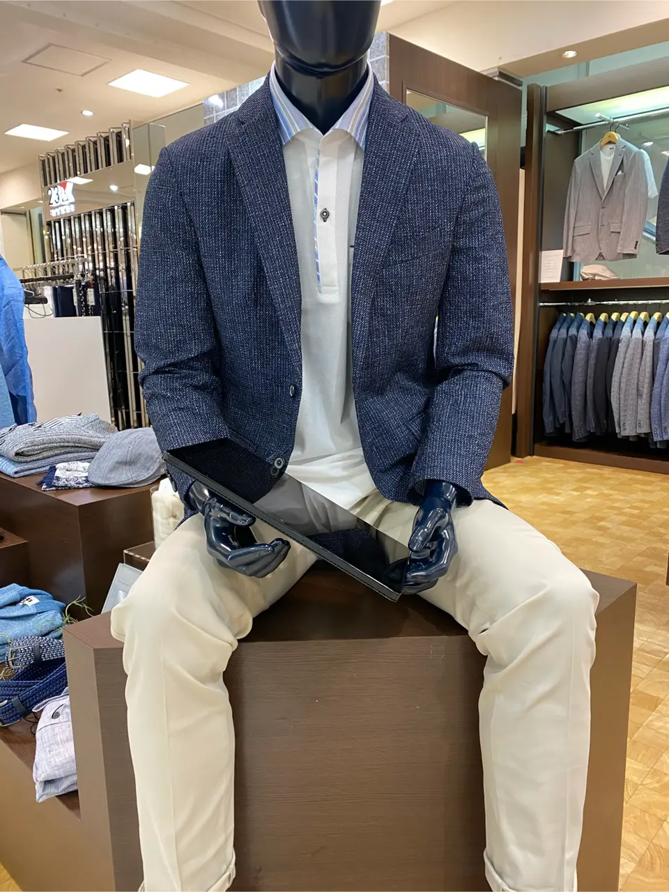 JOSEPH ABBOUD 瀬野 コーディネート画像