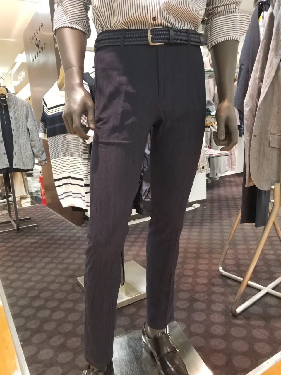 JOSEPH ABBOUD スタッフ コーディネート画像