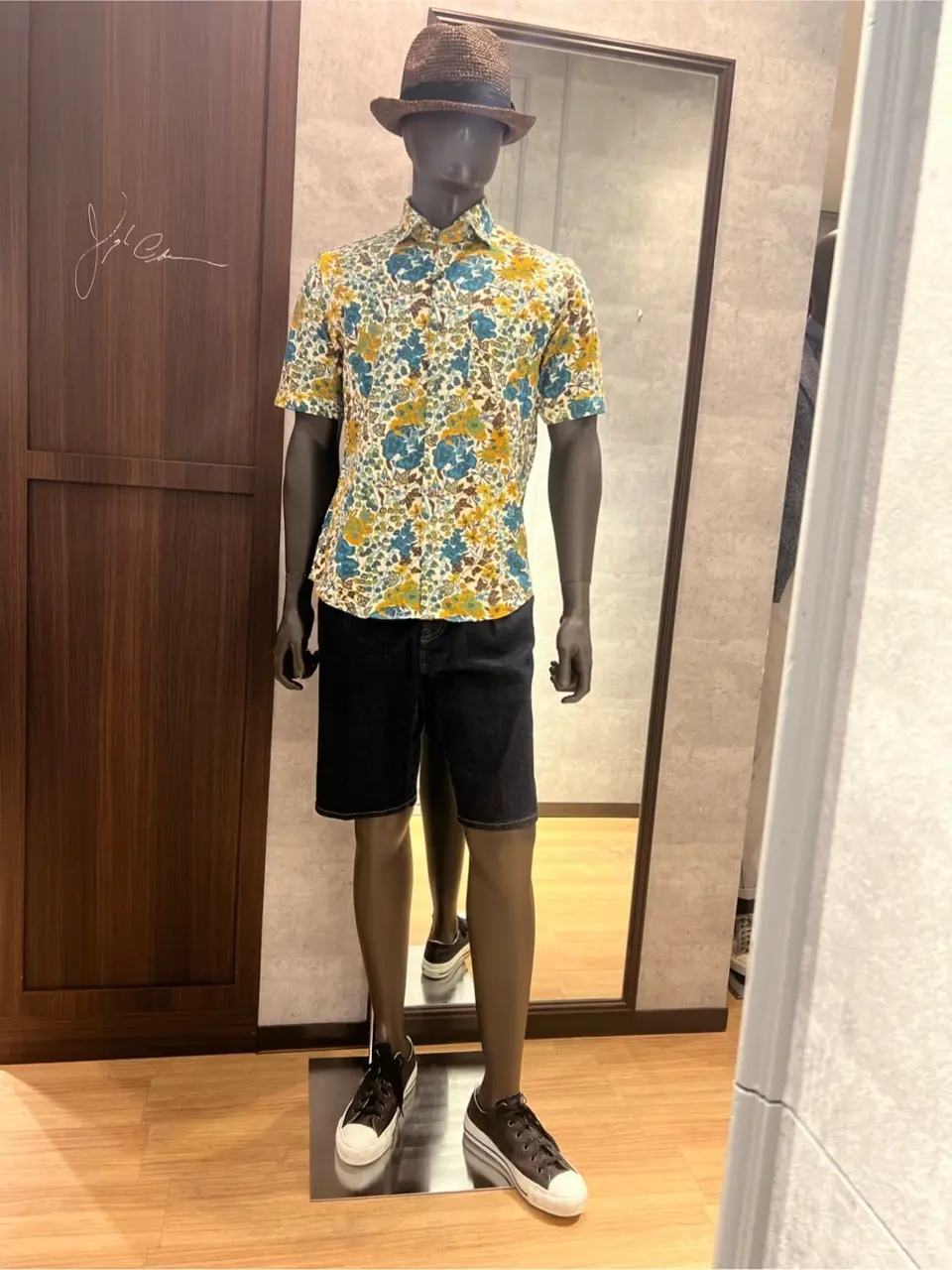 JOSEPH ABBOUD 上條 コーディネート画像