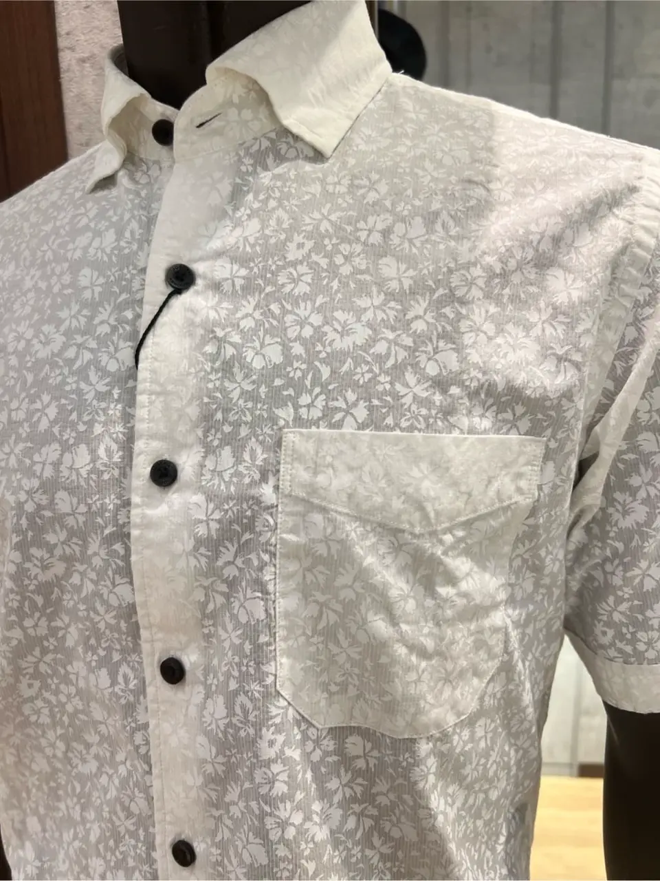 JOSEPH ABBOUD 上條 コーディネート画像