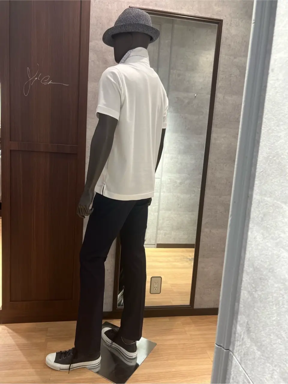 JOSEPH ABBOUD 上條 コーディネート画像