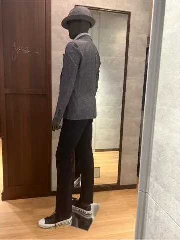 JOSEPH ABBOUD 上條 コーディネート画像