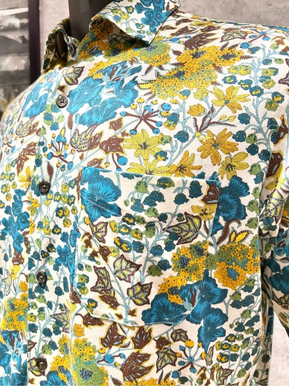 JOSEPH ABBOUD 二澤 コーディネート画像