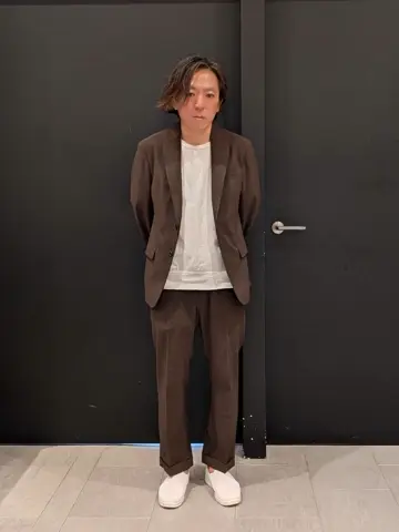 JOSEPH ABBOUD 畑岡 コーディネート画像