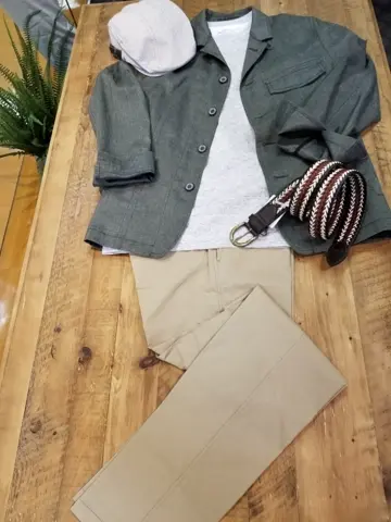 JOSEPH ABBOUD スタッフ コーディネート画像