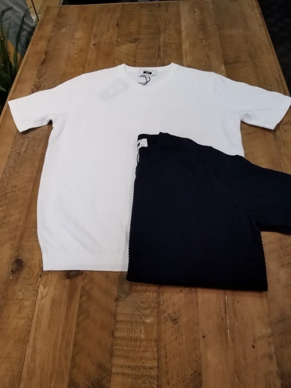 JOSEPH ABBOUD スタッフ コーディネート画像