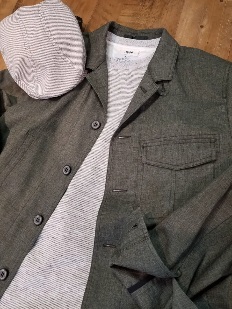 JOSEPH ABBOUD スタッフ コーディネート画像