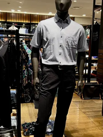 JOSEPH ABBOUD 新林 コーディネート画像