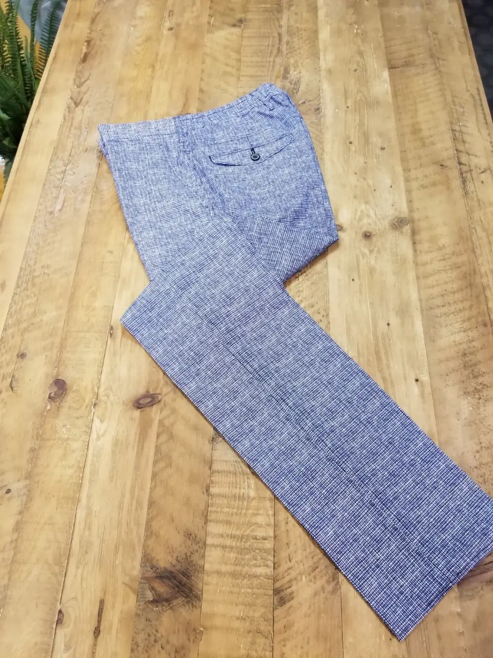 JOSEPH ABBOUD スタッフ コーディネート画像