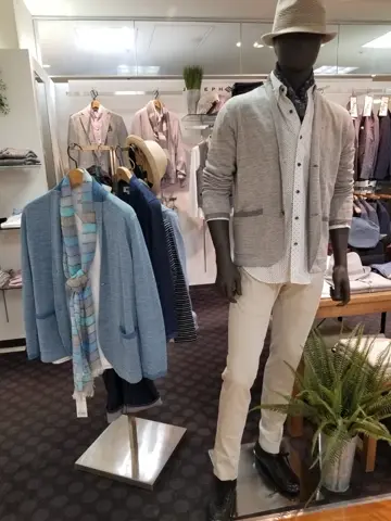 JOSEPH ABBOUD スタッフ コーディネート画像