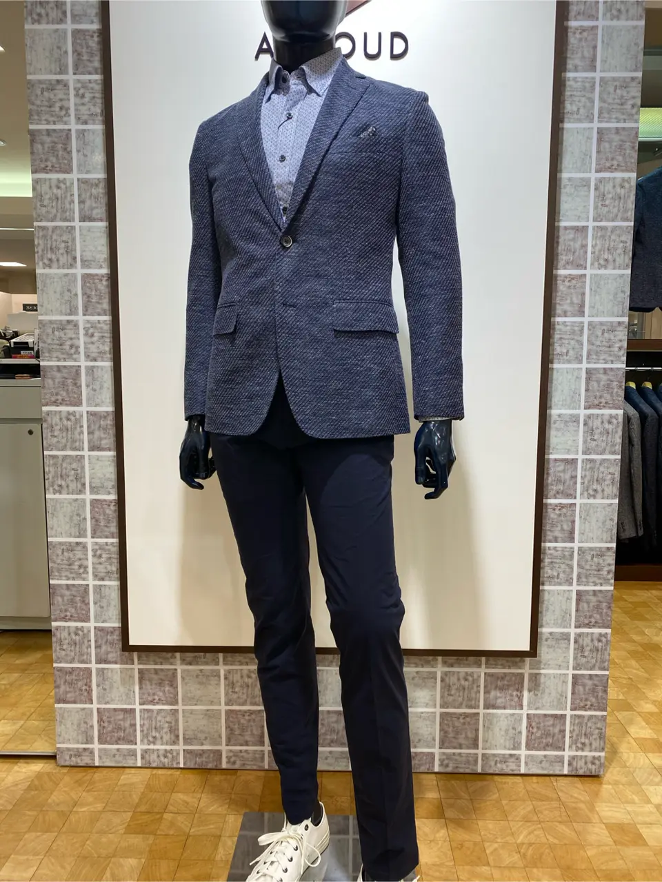 JOSEPH ABBOUD 瀬野 コーディネート画像