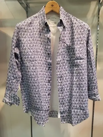 JOSEPH ABBOUD スタッフ コーディネート画像