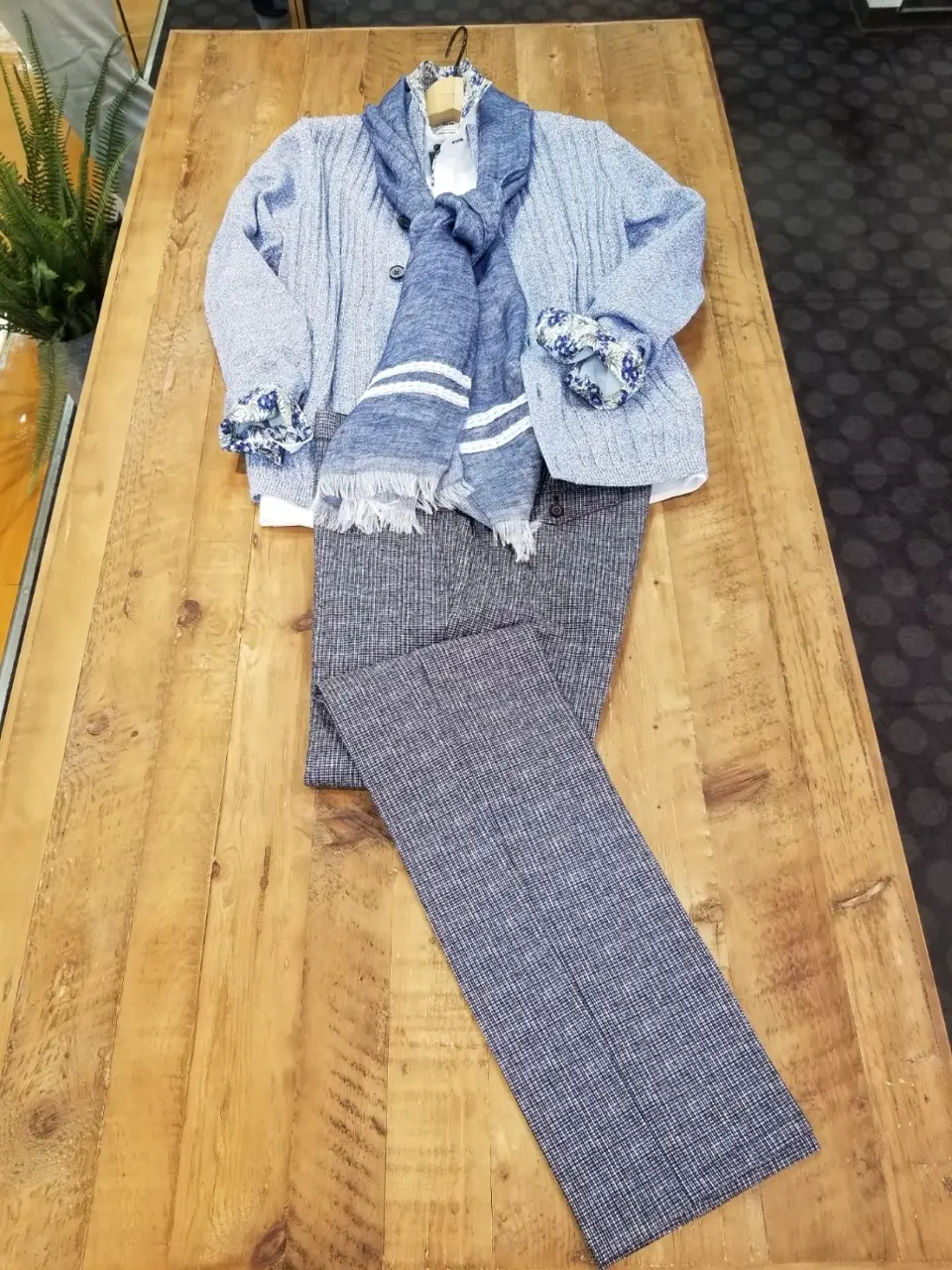  スタッフ コーディネート画像