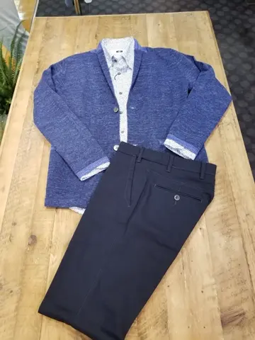 JOSEPH ABBOUD スタッフ コーディネート画像