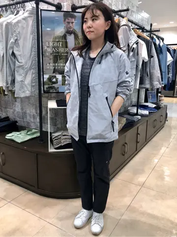 JOSEPH ABBOUD Konda コーディネート画像